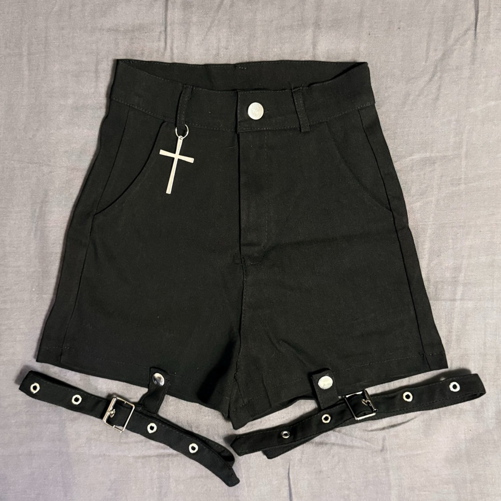Lunaly Black Shorts with Cross Accessory Double Leg Belt Garter Size S Japan